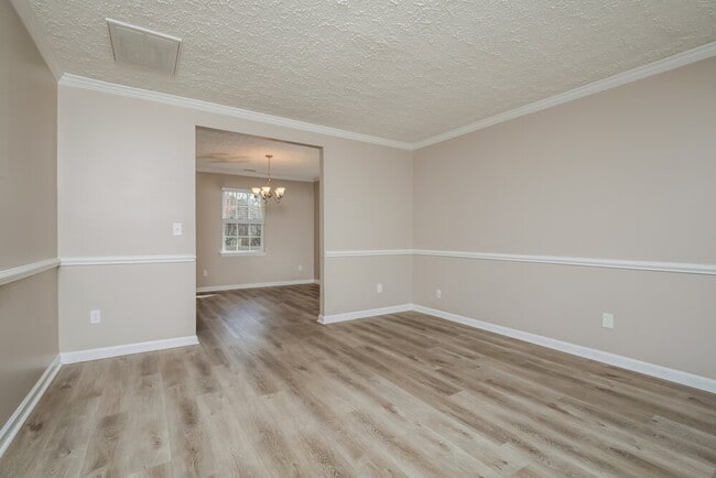 Building Photo - 209 Mingocrest Dr