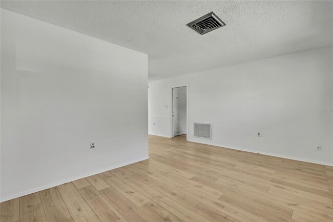 Foto del edificio - 9608 Richwood Ln