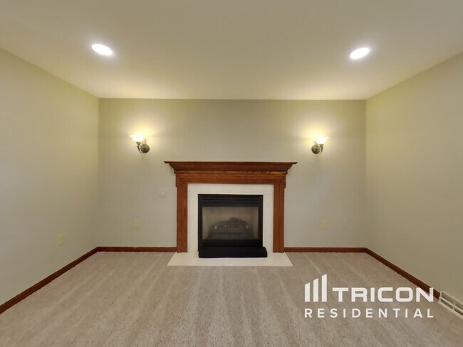 Foto del edificio - 2585 Cherry Ct