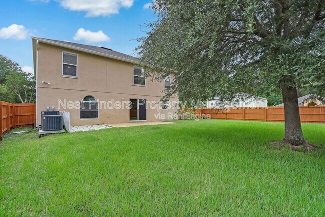 Building Photo - 172 King Arthur Ct