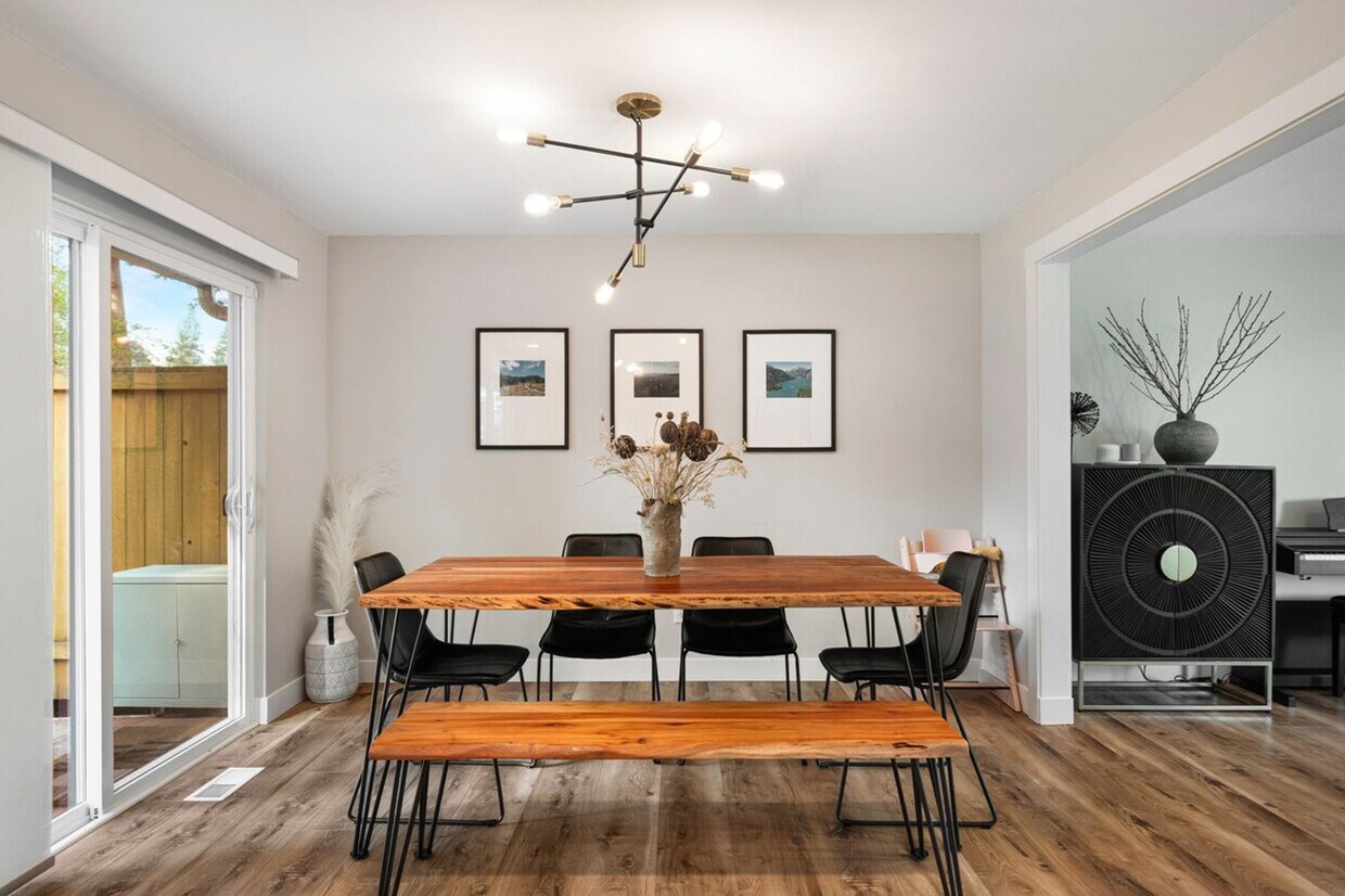 Foto principal - 13829 NE 74th St