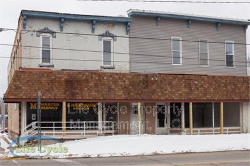 Foto principal - 295 W Muskegon St