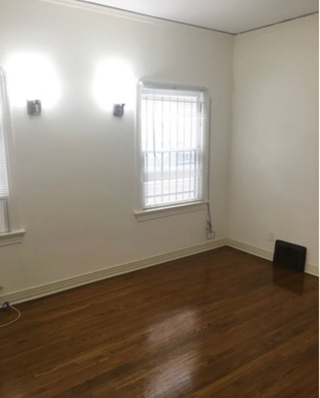 Foto del edificio - 332 N Spaulding Ave