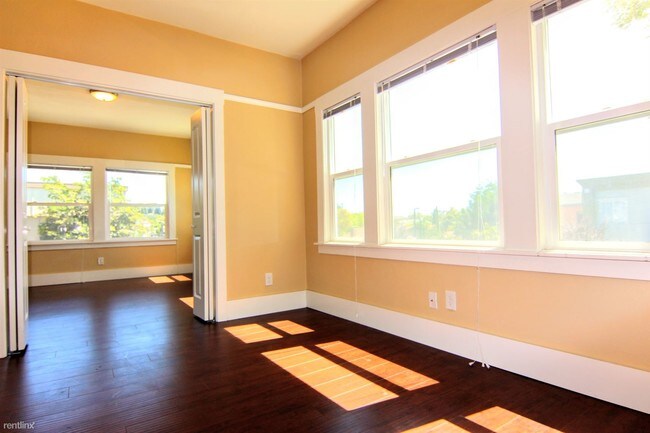 Foto del edificio - 1201 B St