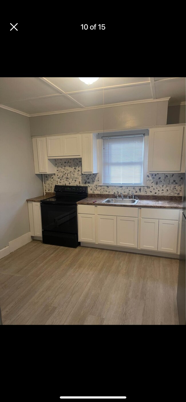 Cocina - 168 E Main St