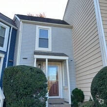 Building Photo - 6215 Cool Valley Ct