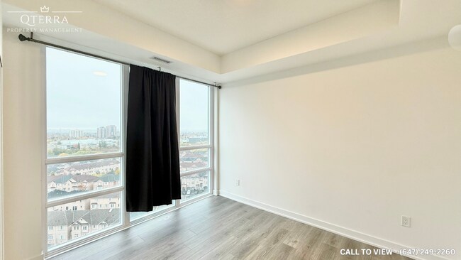 Building Photo - 225 Malta Av