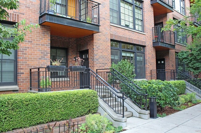 Foto del edificio - 2335 NW Raleigh St