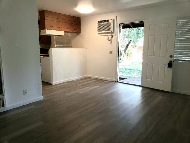 Building Photo - 349 Table Mountain Blvd