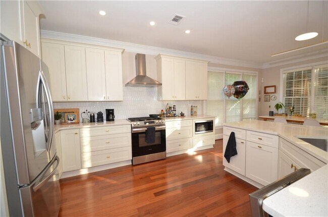 Building Photo - 11210 Donnington Dr