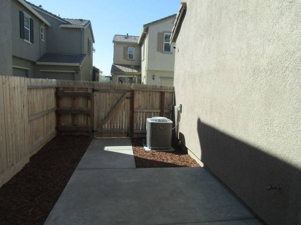 Primary Photo - 1830 Yellowwood Ave