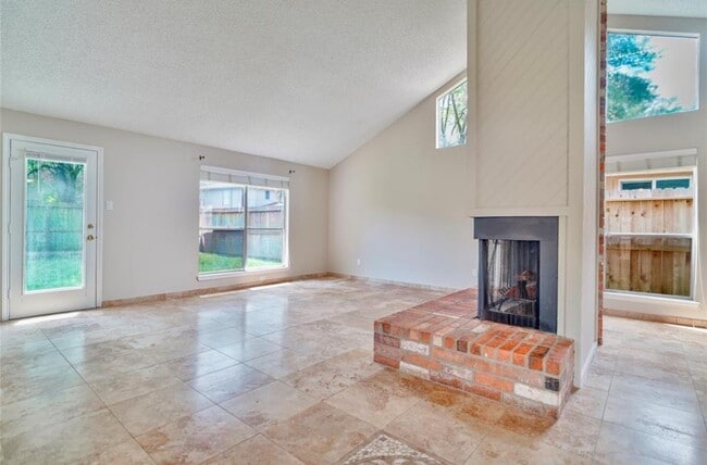 Foto del edificio - 1403 Valley Landing Dr