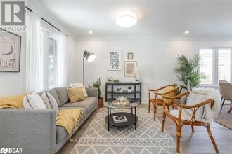 Building Photo - 1 Edward St