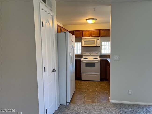 Building Photo - 2111 Sealion Dr