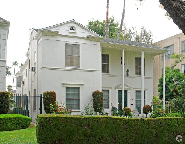 Building Photo - 444 N Oakhurst Dr