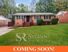 Building Photo - 2301 Longleaf Dr