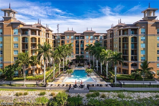 Foto del edificio - 2825 Palm Beach Blvd