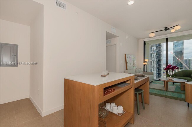 Foto del edificio - 11 NE 6th St