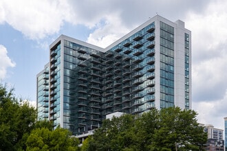 Building Photo - Grand 340