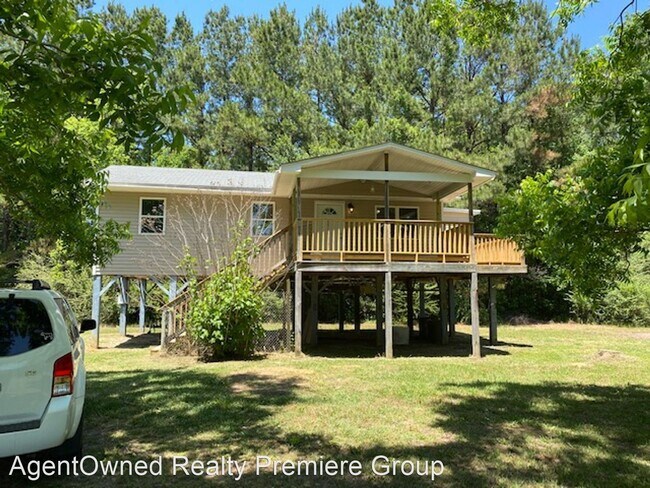Building Photo - 3 br, 2 bath House - 1612 Givhans Rd.