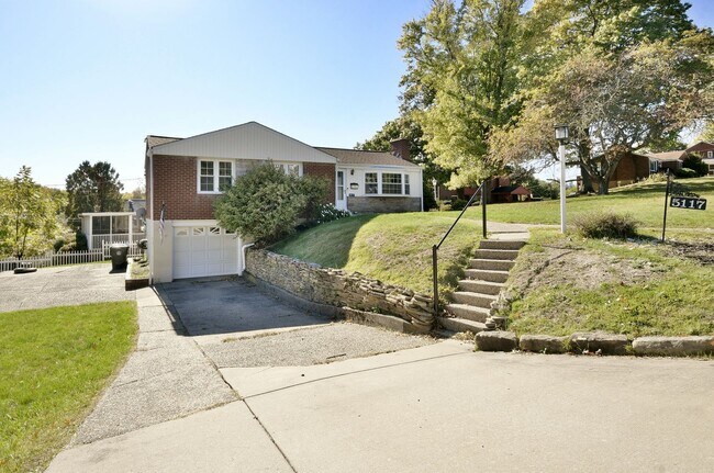 Foto del edificio - Charming 3-Bedroom/2-Bathroom Home in White Hall