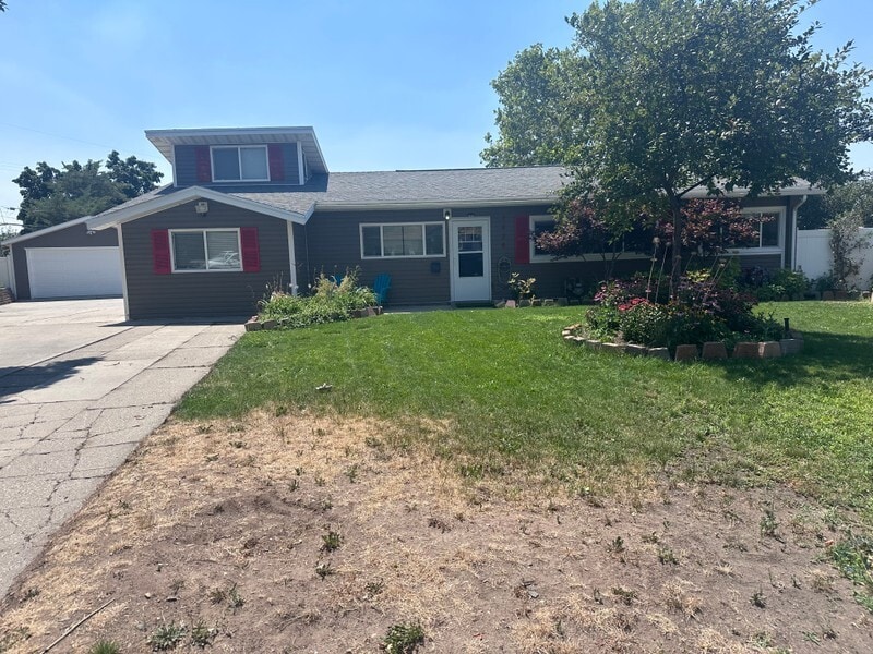 Photo - 2826 E 7375 S (Cottonwood Heights, UT)