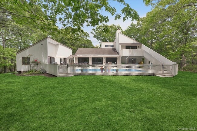 Building Photo - 18 Quail Run