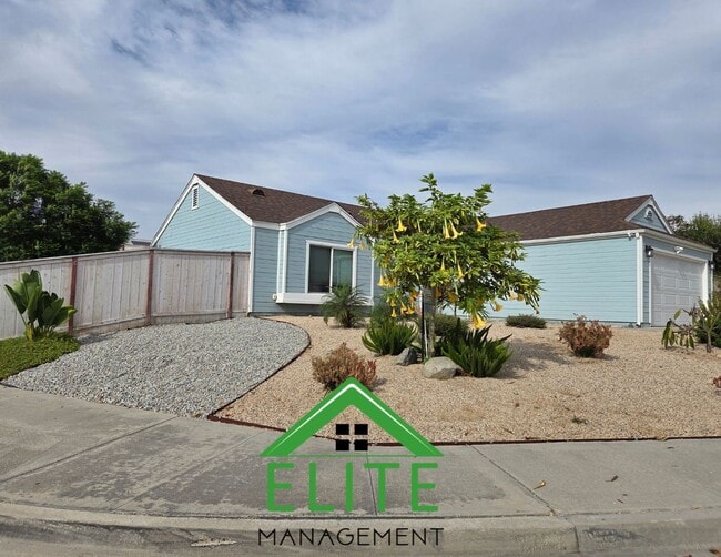 Building Photo - Beautifully Updated 3 Bedroom, 2 Bath Home...