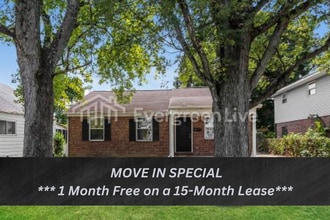 Building Photo - 2027 Highland Ave