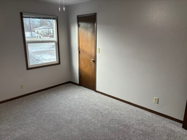 Foto del edificio - 5277 NW Torgerson Dr