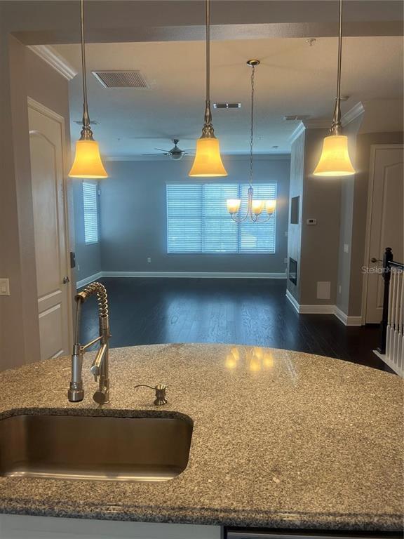 Foto del edificio - 12943 Cat's Claw Ln