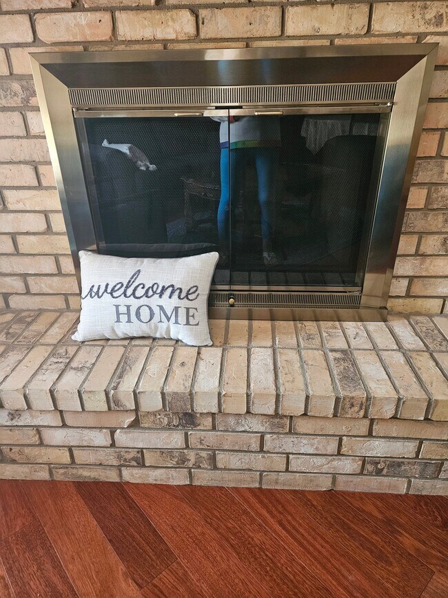 Foto del edificio - 4429 White Ash Ln