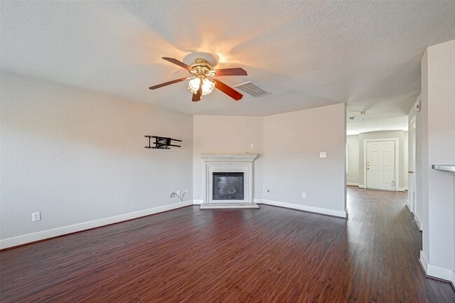 Building Photo - 7603 Chalk Hill