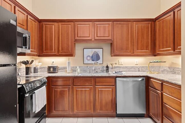 Building Photo - 500 Jefferson St