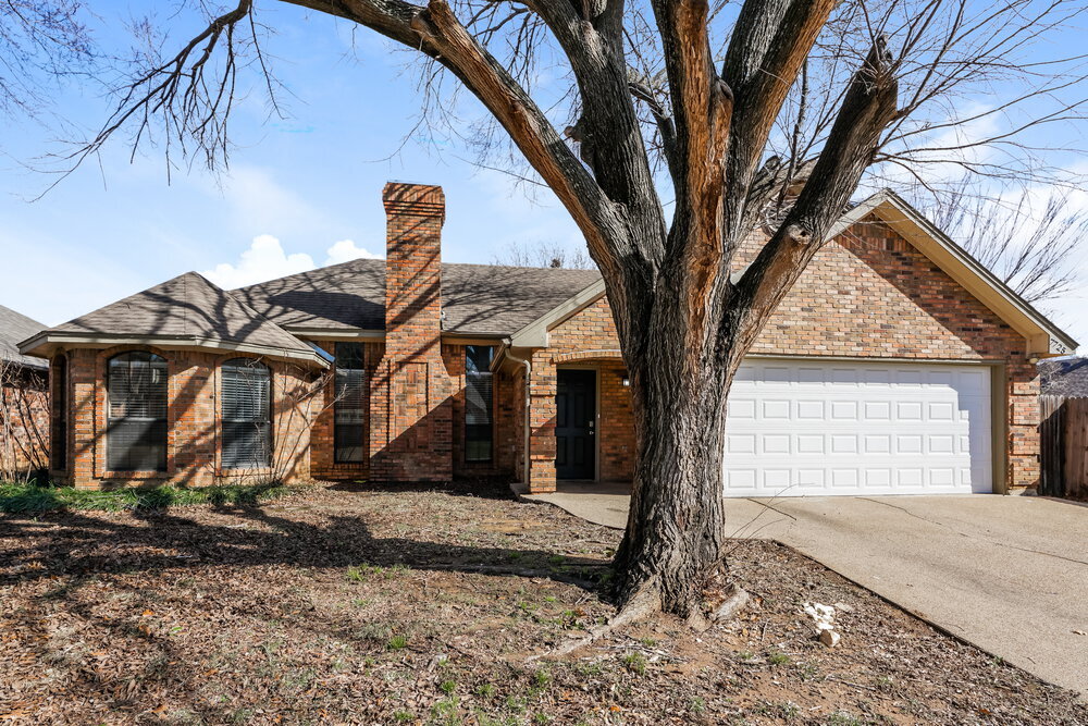 Foto principal - 7725 Greengage Dr