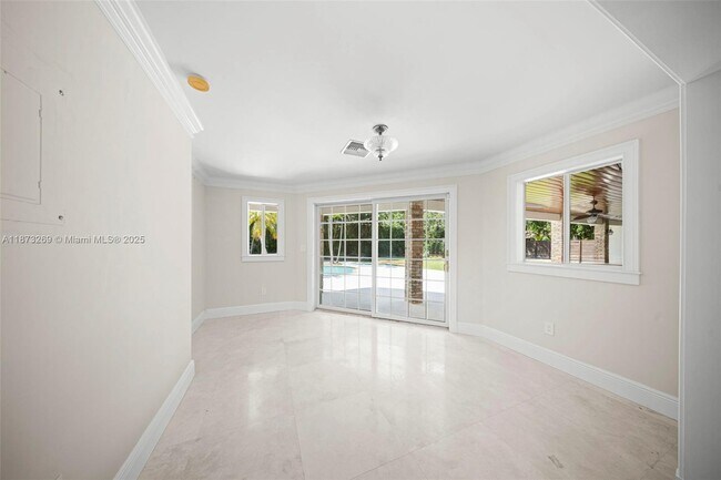 Foto del edificio - 8260 SW 95th St