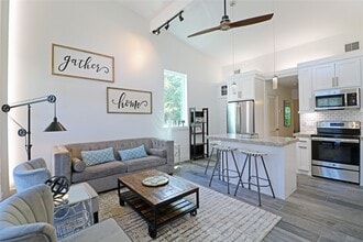 Building Photo - 2310 McDuffie St