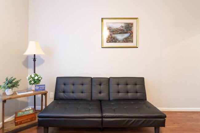 Foto del edificio - 703 2nd Ave