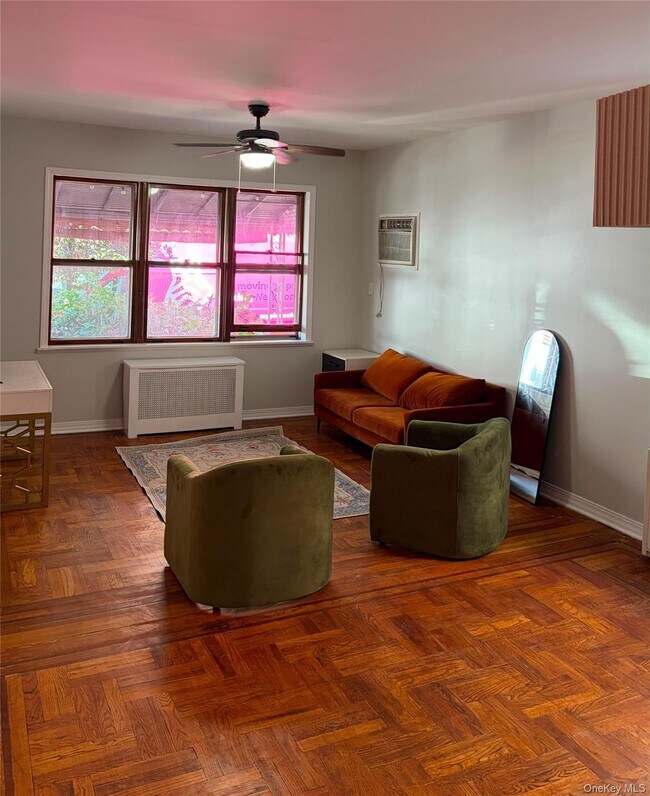 Foto del edificio - 47-35 38th St