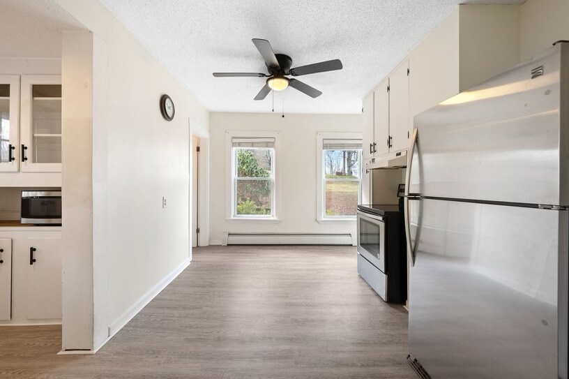 21 McDonald St Unit 21A, Spencer, MA 01562 Apartments in Spencer, MA