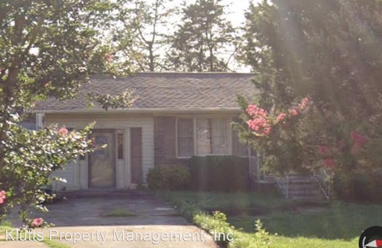 Primary Photo - 3 br, 1 bath House - 147 Odessa Park Road