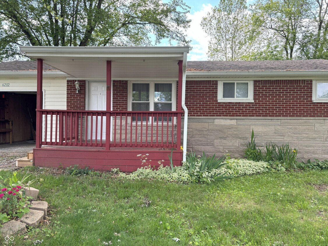 Foto principal - 6202 Vigo Dr
