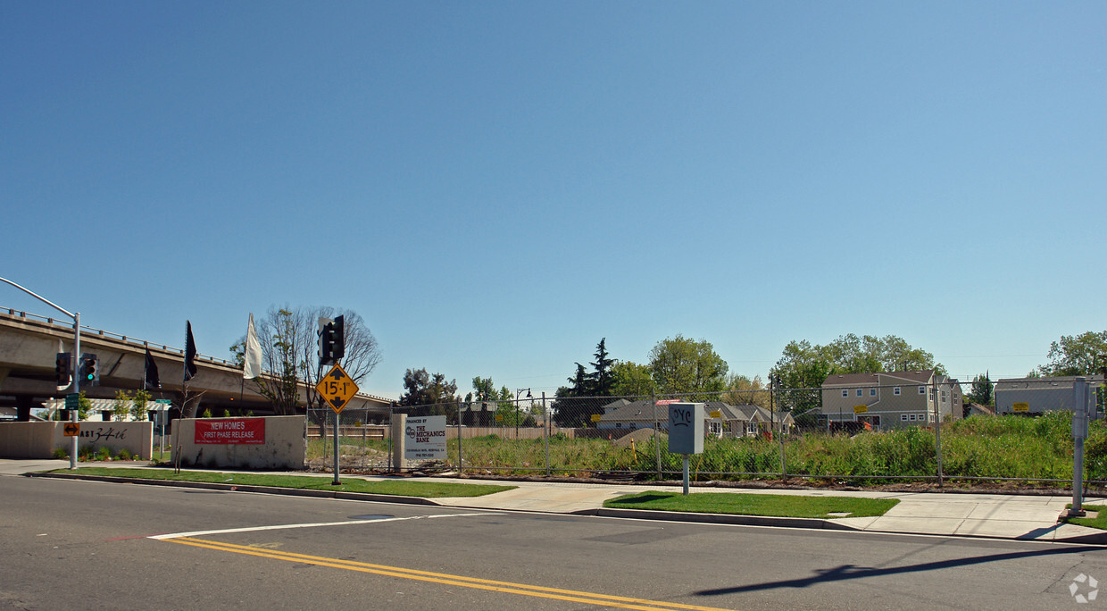 Primary Photo - East Sacramento Redevelopment