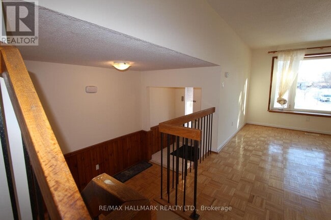 Building Photo - 22 Springhead Gardens