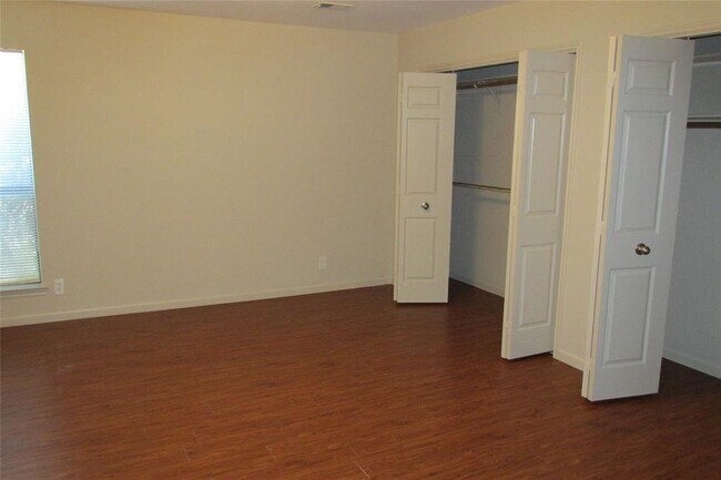 Foto del edificio - 4500 Avenue G
