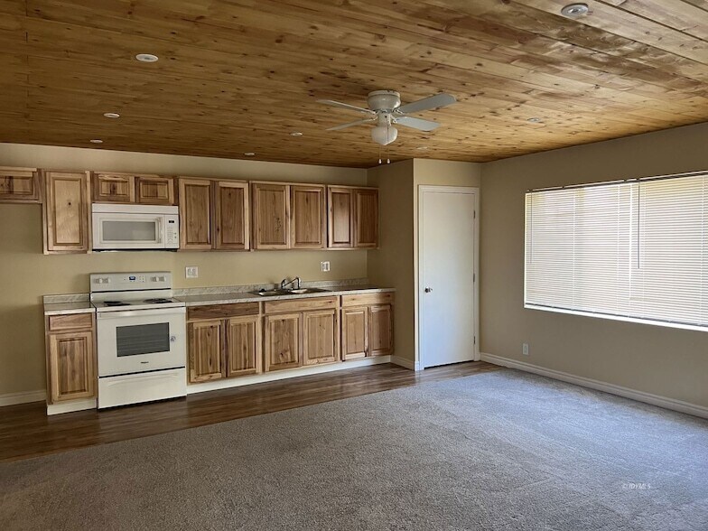 Foto principal - 54141 Pine Crest Ave
