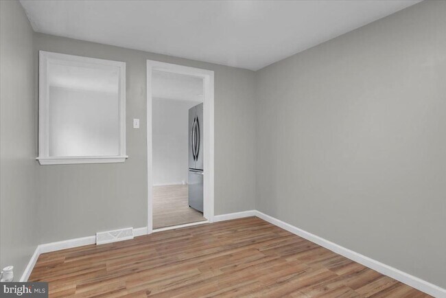 Foto del edificio - 343 Magnolia Ave