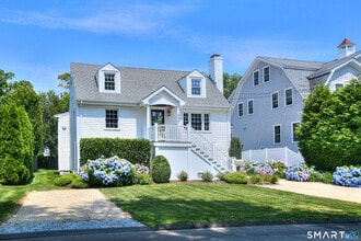 Building Photo - 537 Penfield Rd