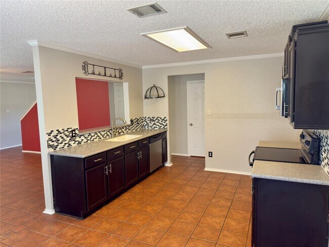 Building Photo - 3640 Bass Loop
