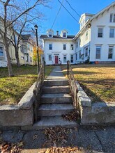 Building Photo - 32 Channing St